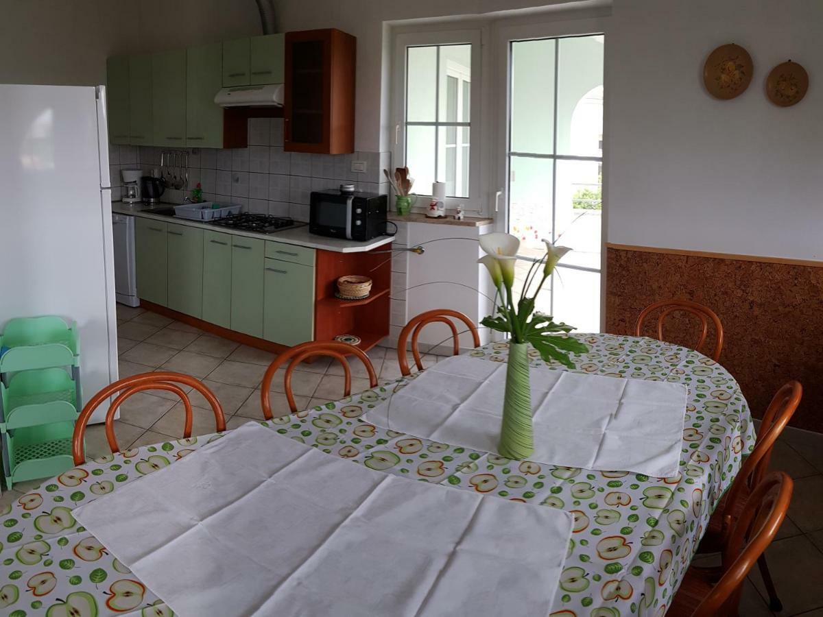 Villa Noela Pula Exteriör bild