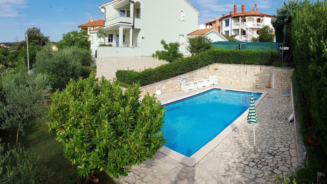 Villa Noela Pula Exteriör bild